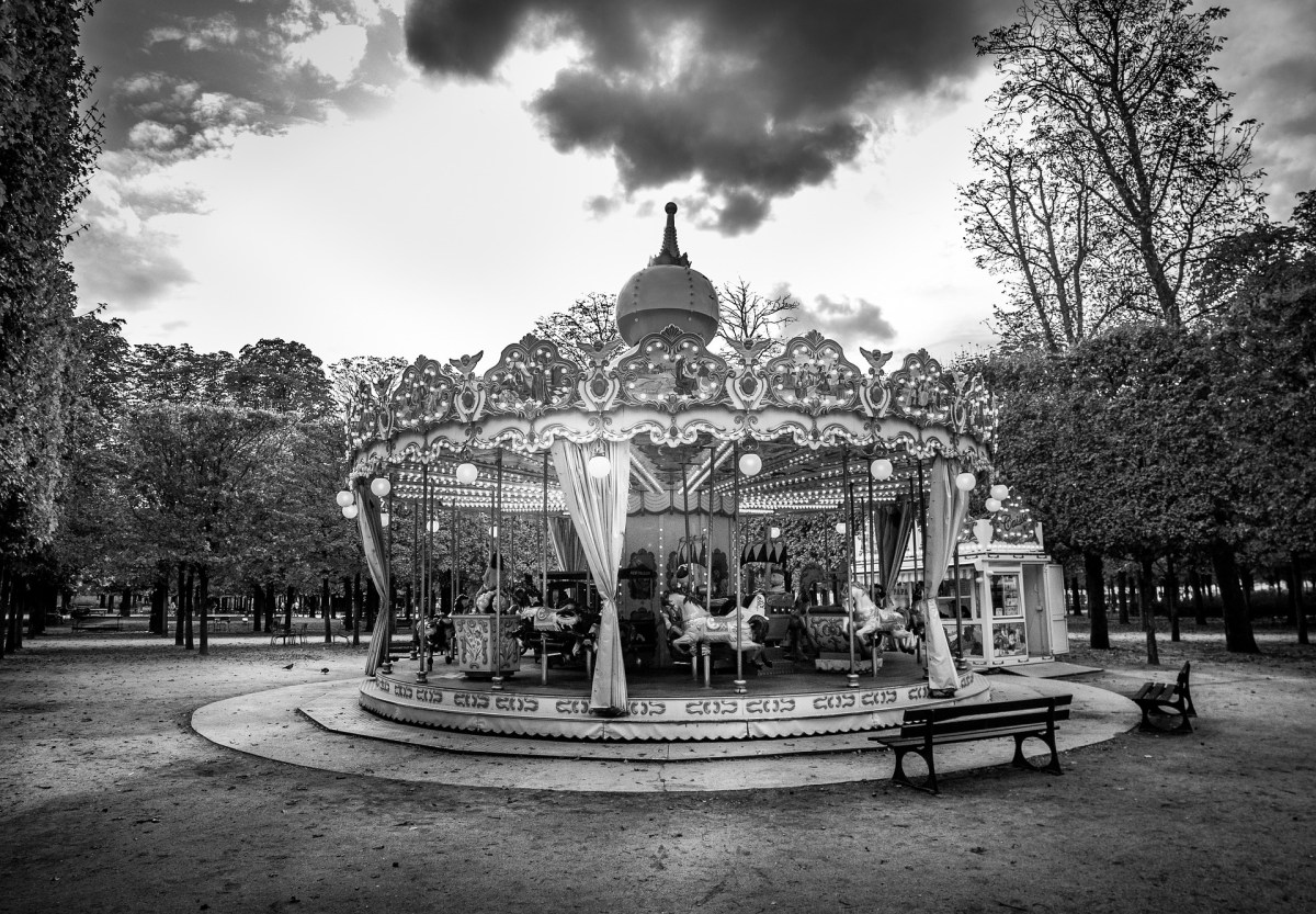 NYC 250 Microfiction Challenge – The Loving&nbsp;Dead